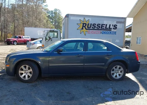 2007 Chrysler 300 Touring from USA, damaged, VIN 2C3KA53G97H724064